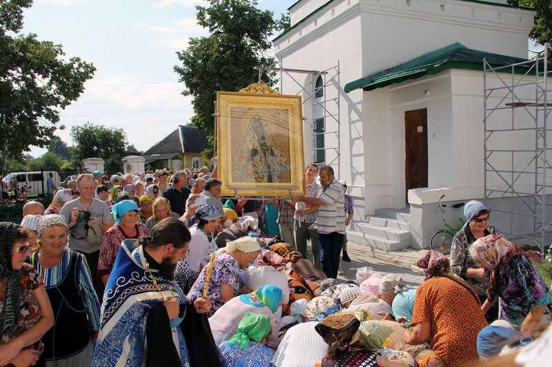 25-26 июля Крестный ход с Калужской иконой Пресвятой Богородицы пребывал в городе Жиздра.
